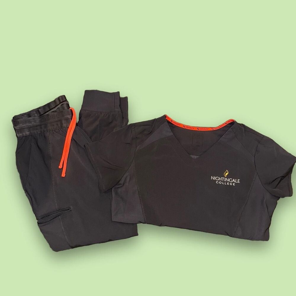 Cherokee Infinity pewter scrub set size M